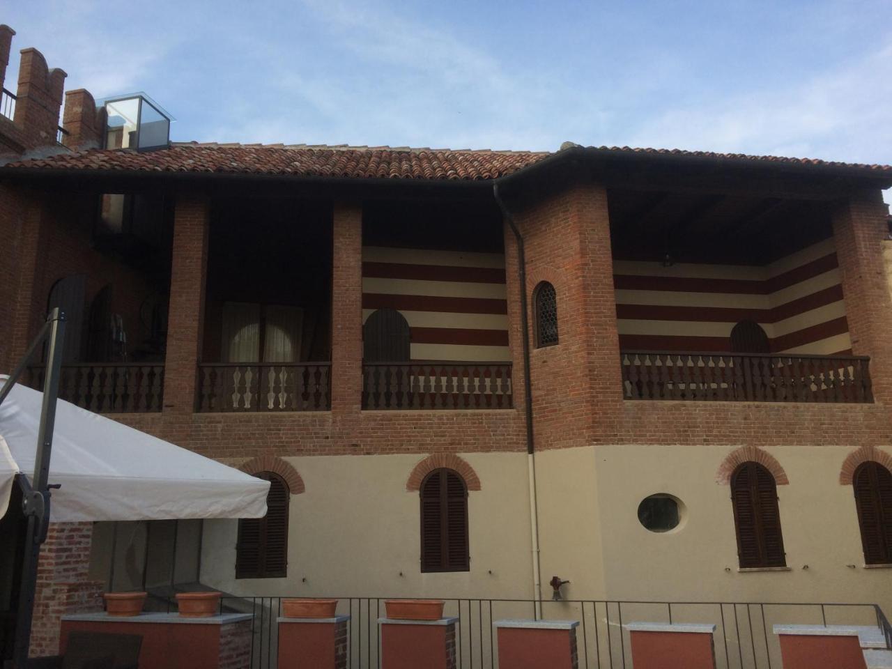 Castello Mellana Bed & Breakfast Rosignano Monferrato Exterior photo