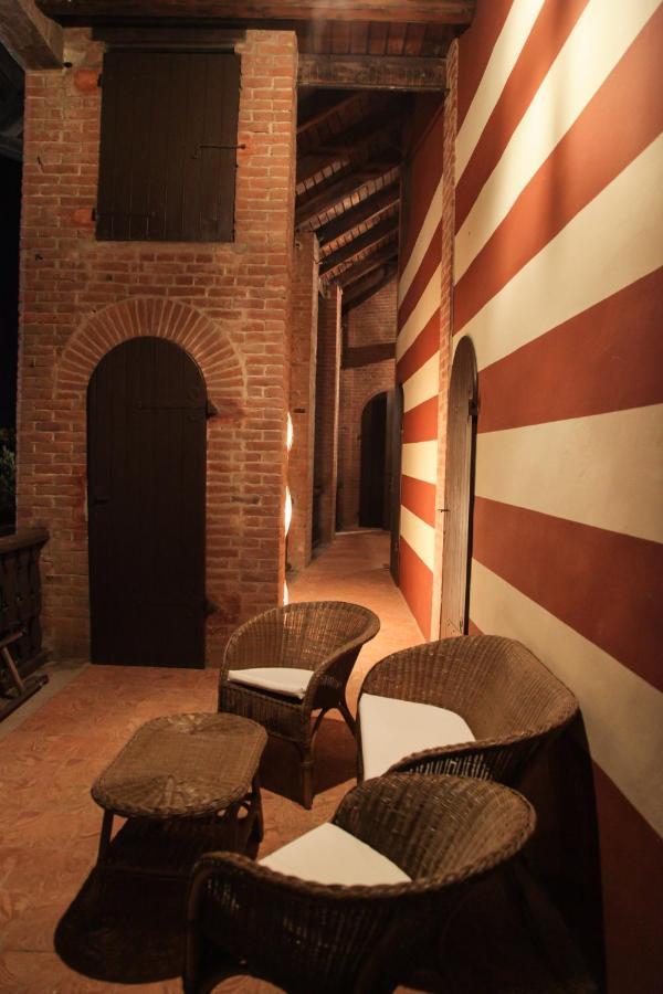 Castello Mellana Bed & Breakfast Rosignano Monferrato Exterior photo